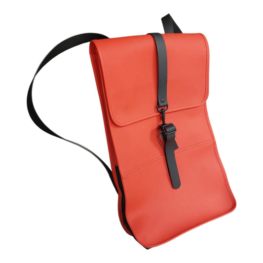 Rains-reppu punainen