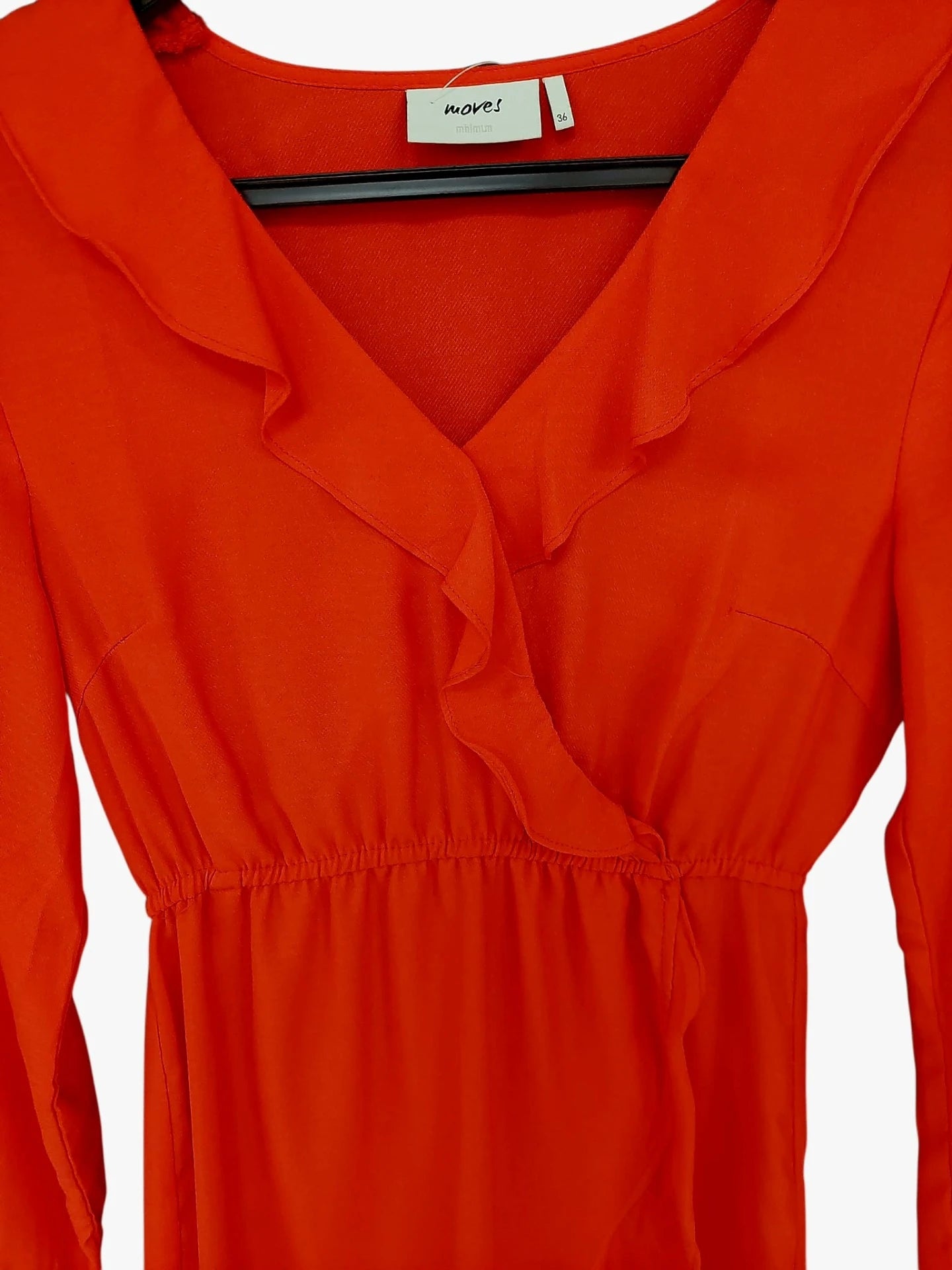 Moves Punainen Mekko