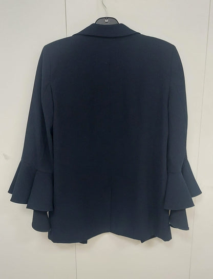 River Island tummansininen jakku röyhelöhihansuilla, koko 36